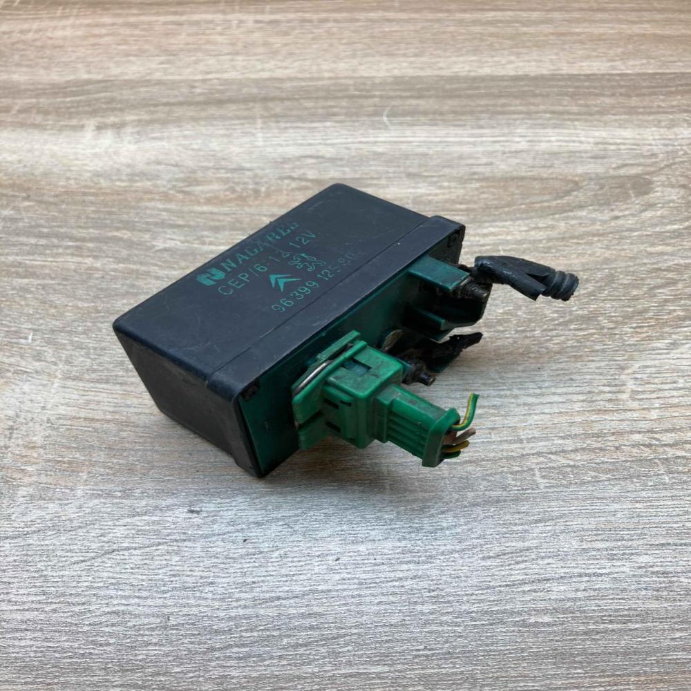 9639912580  With Plug Glow plug pre-heat relay Peugeot 406