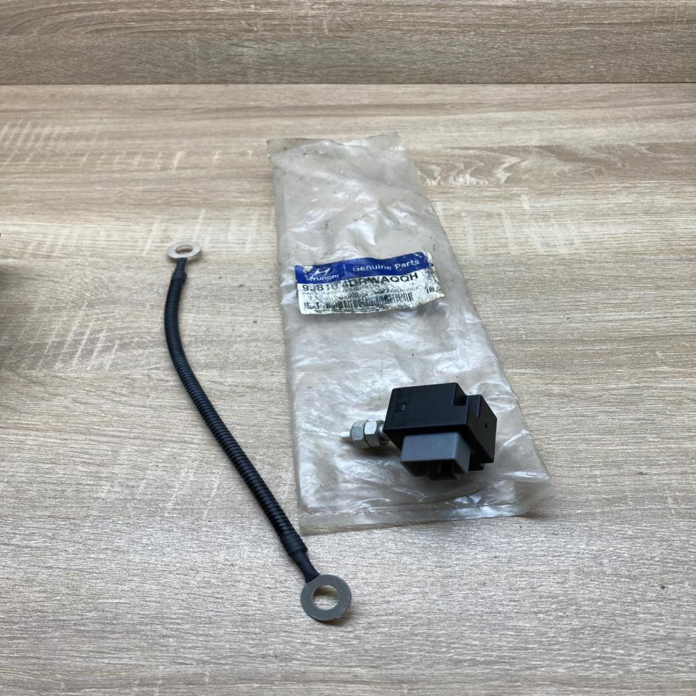 93810 4DRWAQQH 938104DRWAQQH PG4S1 Brake pedal sensor switch Hyundai i30