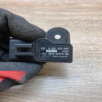1S7A 9F479 AB 0261230044  Air pressure sensor Volvo V50