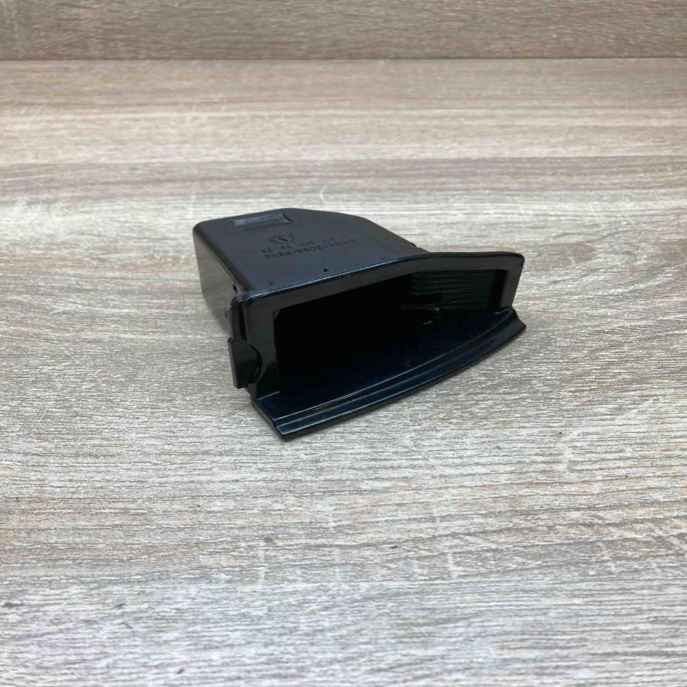 A2118100233   Rear door ashtray Mercedes-Benz E W211