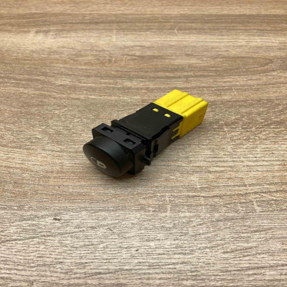 9631719177   Central locking switch button Citroen Xsara Picasso