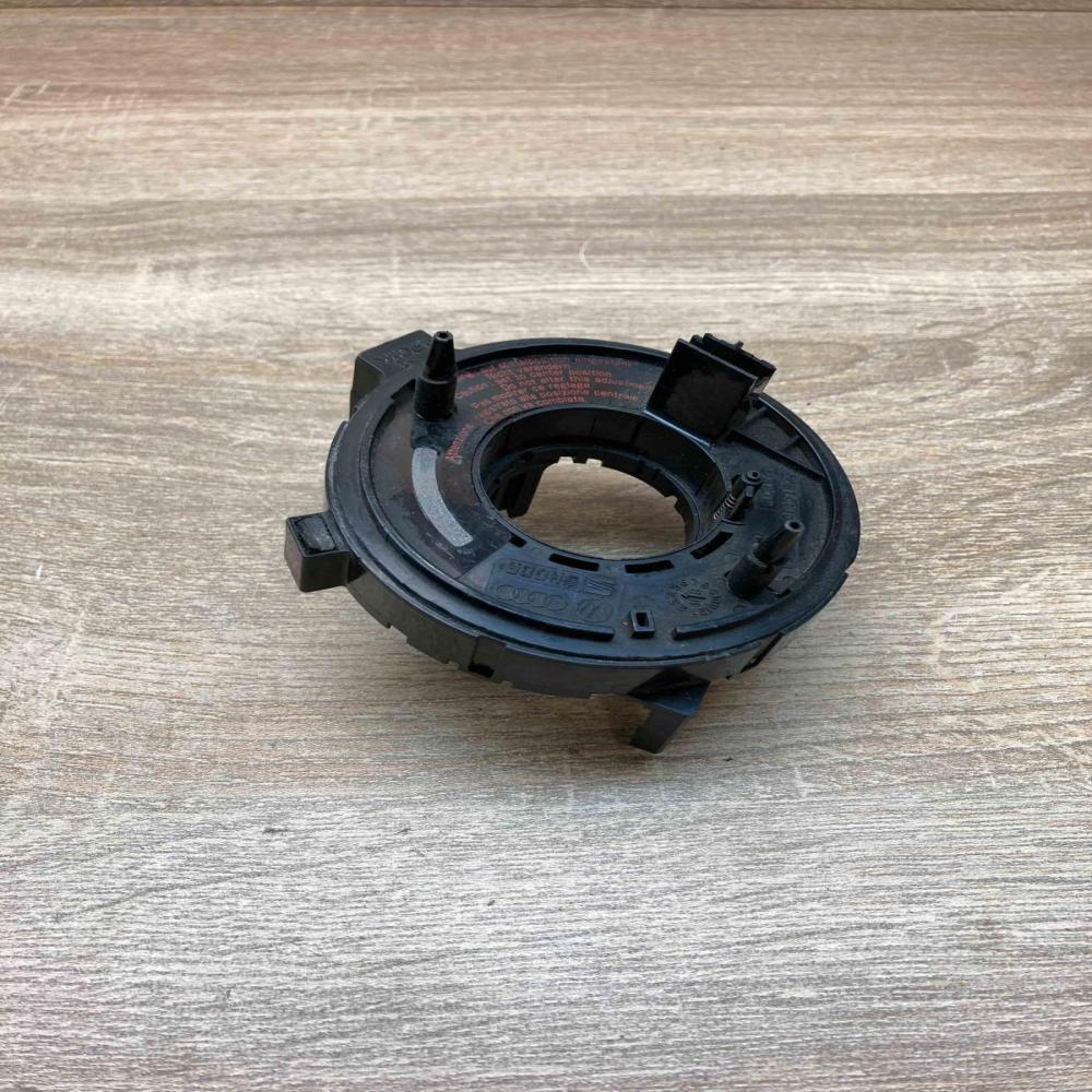 1J0959653   Airbag slip ring squib (SRS ring) Audi A6 S6 C5 4B