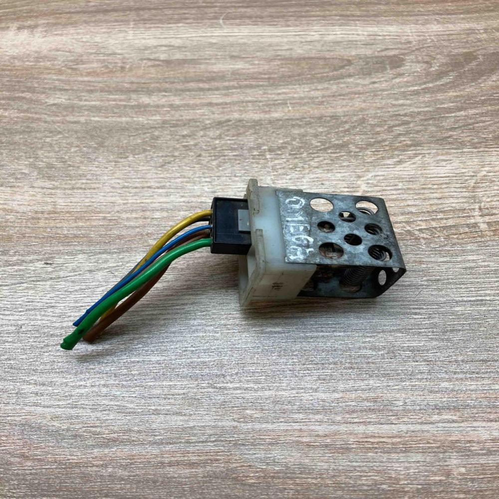 5399663050   Heater blower motor/fan resistor Opel Omega B1