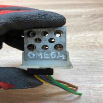 5399663050   Heater blower motor/fan resistor Opel Omega B1