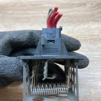 36057  With Plug Heater blower motor/fan resistor Peugeot 206