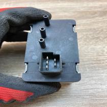 893919173   Torque split ecu control unit/module Audi 100 S4 C4
