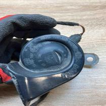 703881157  With Plug Horn signal Volkswagen Golf V
