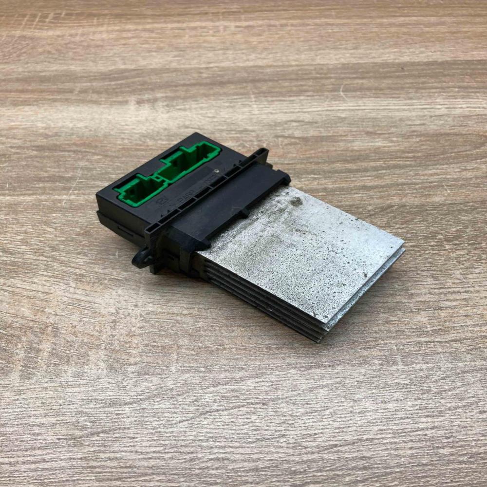 73418412   Heater blower motor/fan resistor Peugeot 406