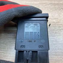 6K0959561B 6B0919211A With Plug Windscreen/window heater switch Volkswagen Polo