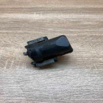 1318527 04822616  Ignition relay Saab 99