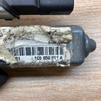 1C0959811A   Rear door window regulator motor Seat Leon (1M)