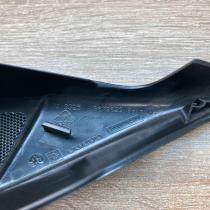 8679629  RH Front door speaker cover trim Volvo V50