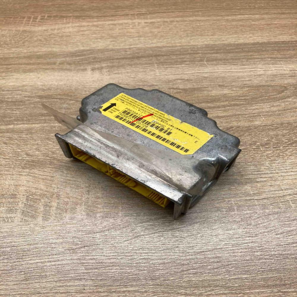8635A121   Airbag control unit/module Mitsubishi Outlander