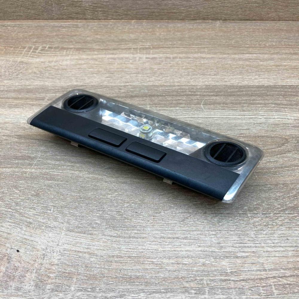 6901478   Front seat light BMW 3 E46