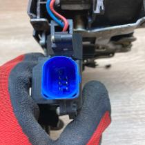 7L0839016 RH Rear  Front door lock Volkswagen Touran I