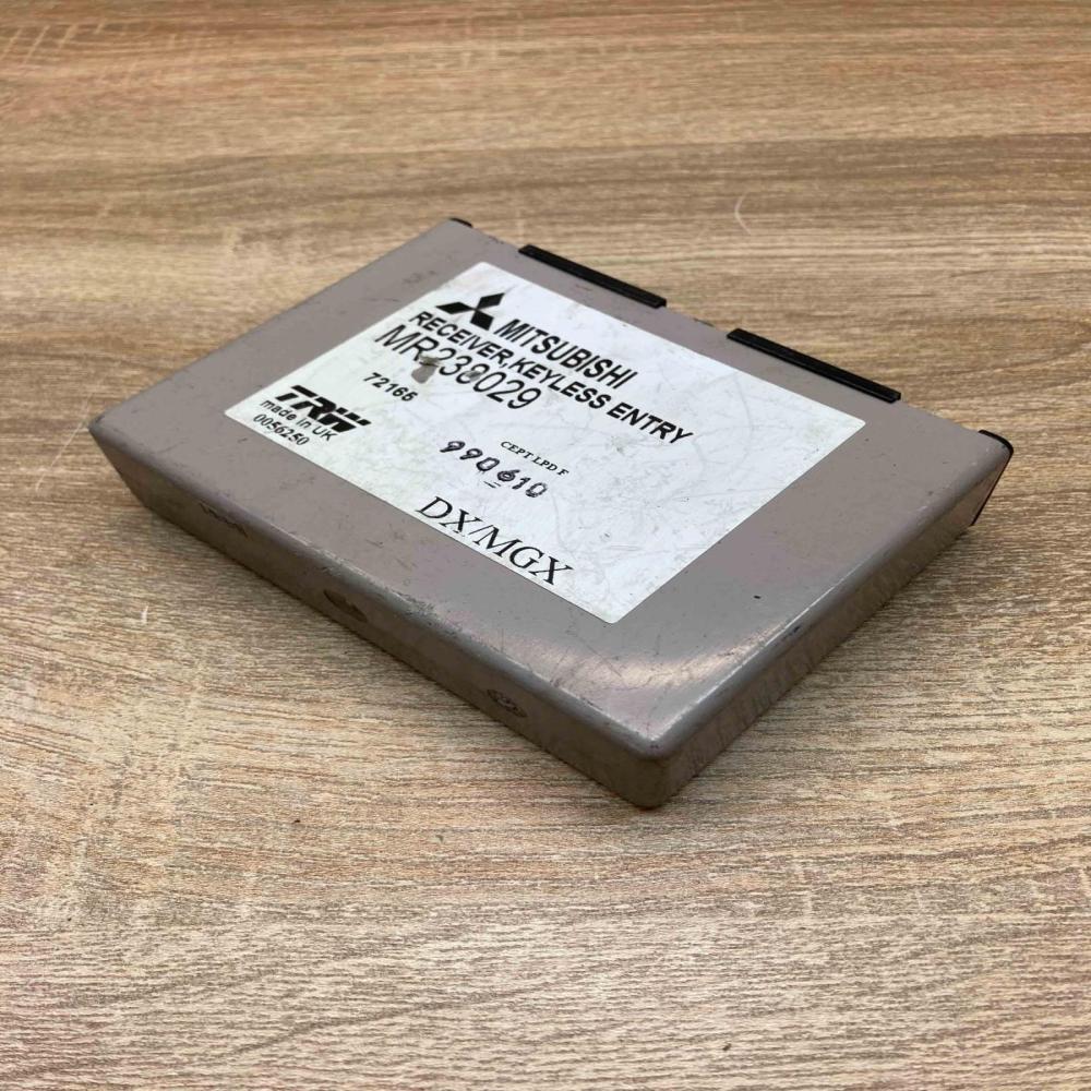 MR238029   Alarm control unit/module Mitsubishi Carisma