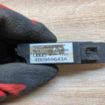 4B0959643A   Airbag deployment crash/impact sensor Audi A6 S6 C5 4B