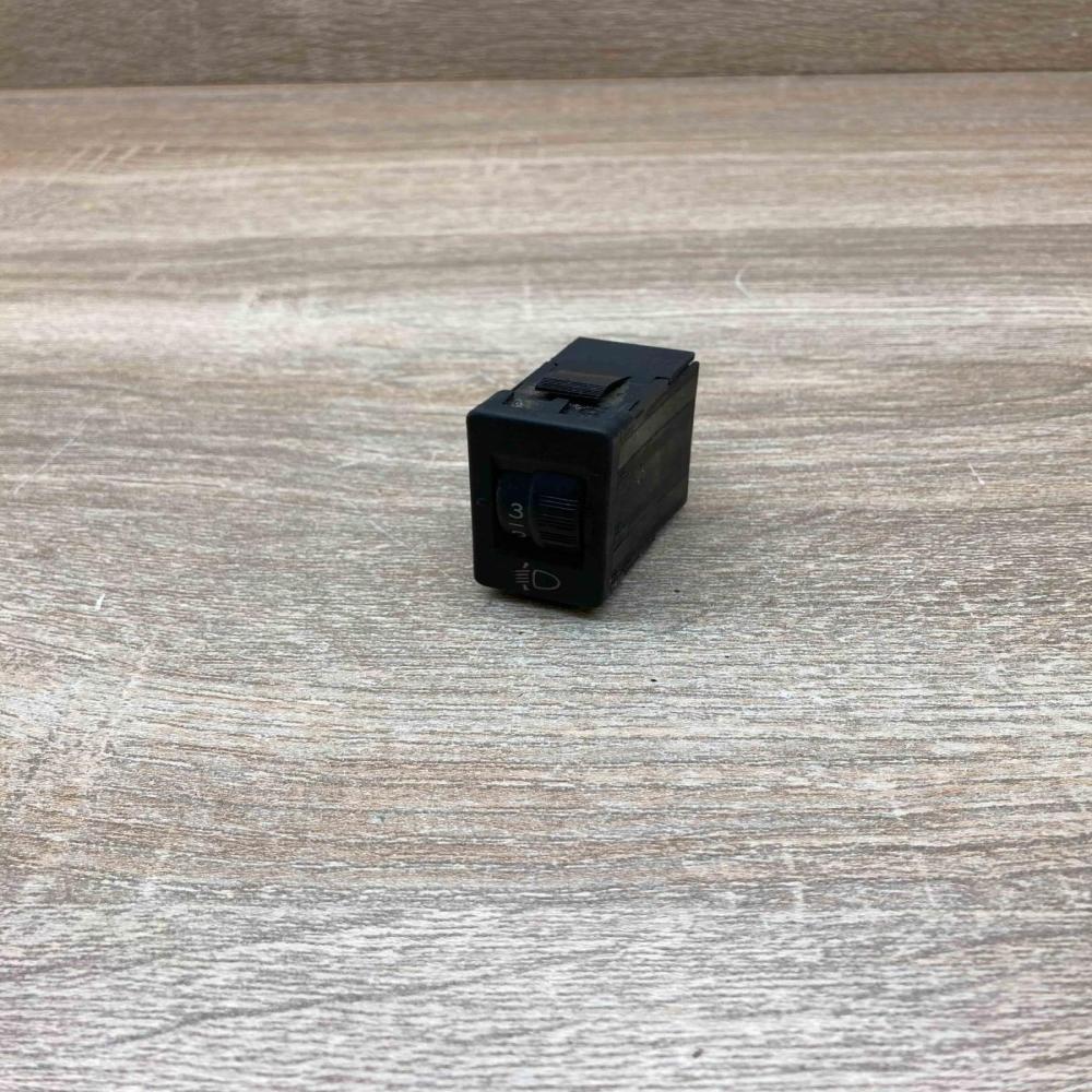 96384422XT 96366692XT  Headlight level height control switch Peugeot 407