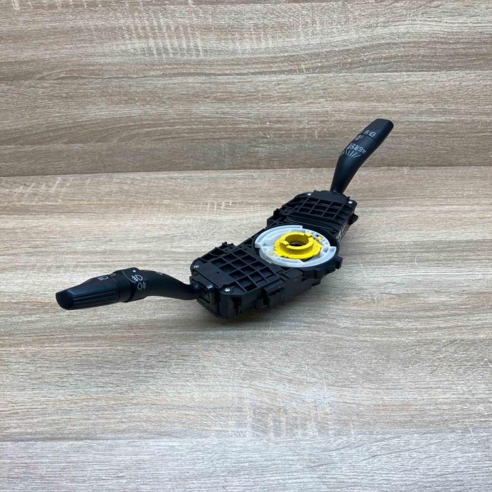 35250 S6E E211 M1   Wiper turn signal indicator stalk/switch Honda CR-V