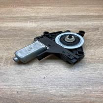 130329 966269 103  Front door window regulator motor Volvo V40