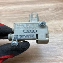 4E0862150   Fuel tank cap lock motor Audi A8 S8 D3 4E