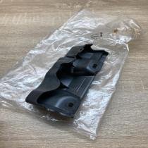 9802604980   Other engine bay part Peugeot 208