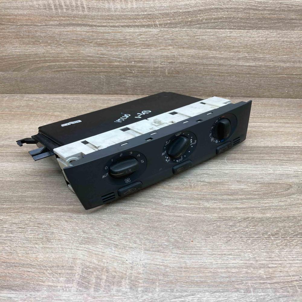 856064   Climate control unit Volvo S40, V40