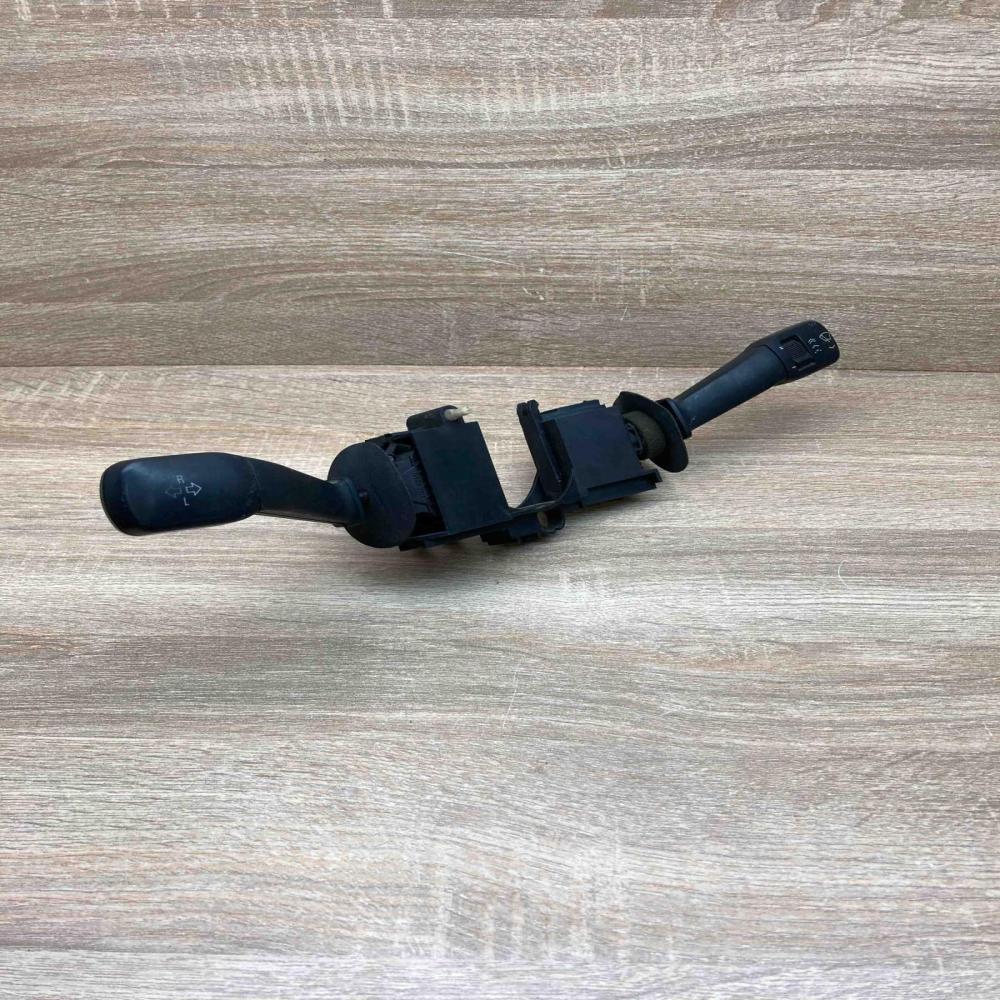 8352013 8352014  Wiper turn signal indicator stalk/switch BMW 5 E39