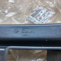 1K0853665A   Front bumper lower grill Volkswagen Golf V