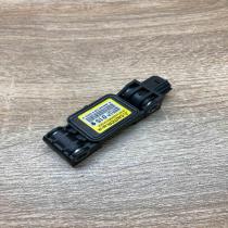 8651A015   Airbag deployment crash/impact sensor Mitsubishi Grandis