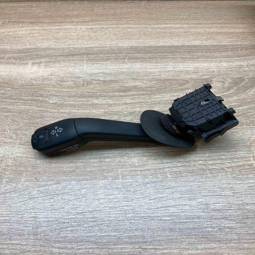 8352172 011004  Indicator stalk BMW 5 E39