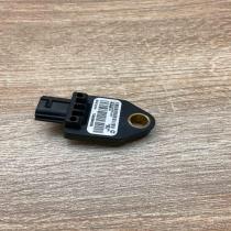 04896061AA 39754C  Airbag deployment crash/impact sensor Chrysler Sebring (JS)