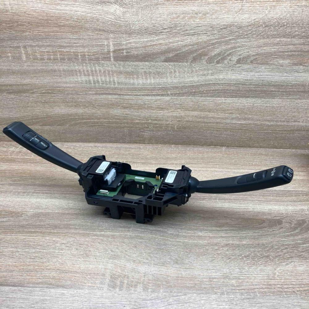 31264168 FBYDA  Wiper turn signal indicator stalk/switch Volvo V60