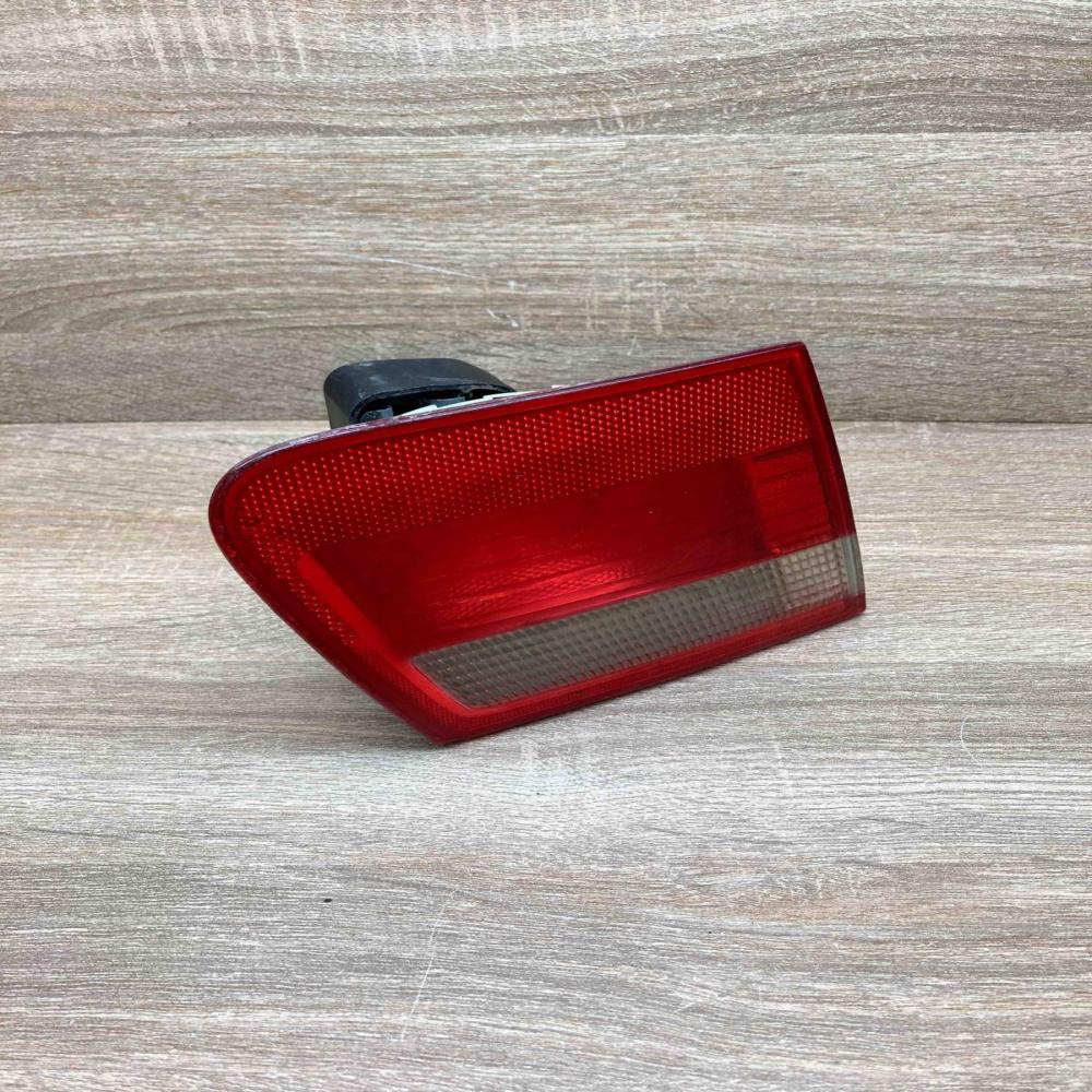 8368759 388569L  Tailgate rear/tail lights BMW 3 E46