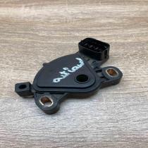 MR983147 AV2800  Gear selector Mitsubishi Outlander