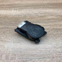 41047324 38236  Air flap motor/actuator Opel Zafira B