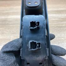 53269704   Electric window control switch Peugeot 407
