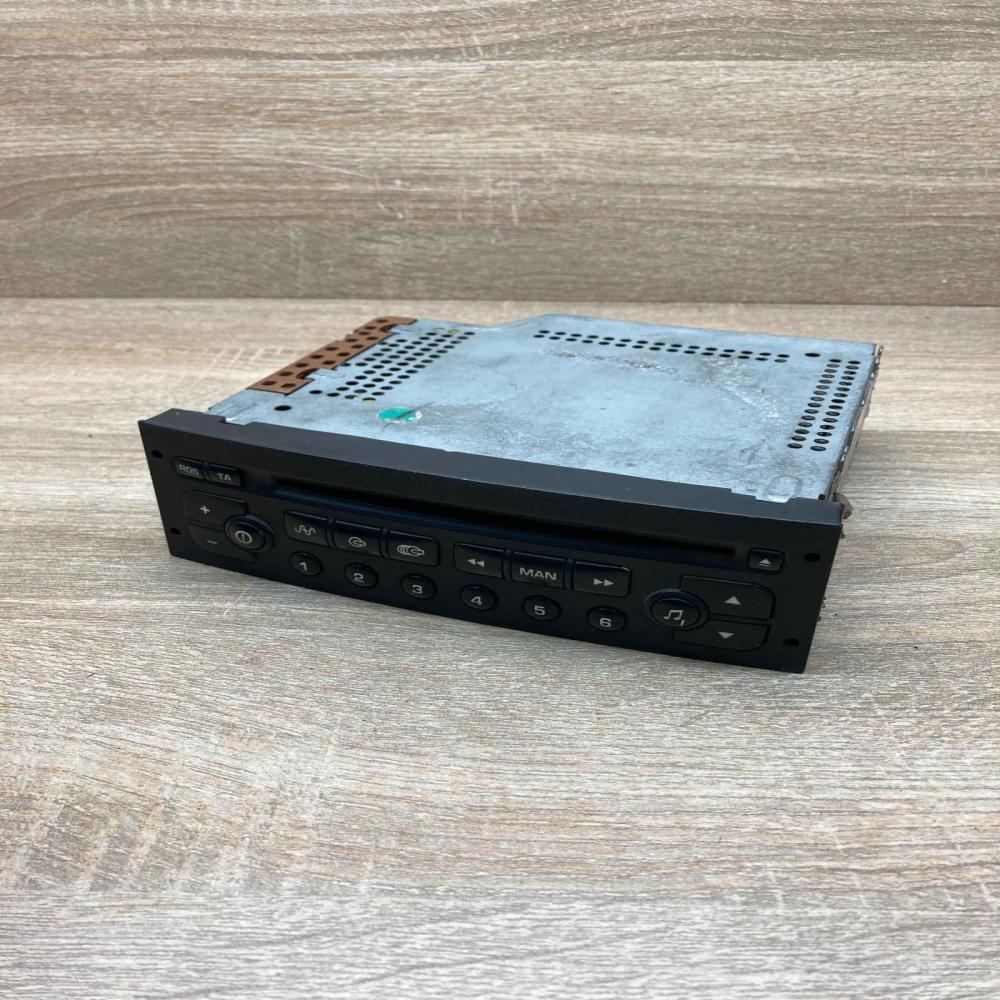 963659757700 Used  Radio/CD/DVD/GPS head unit Peugeot 307