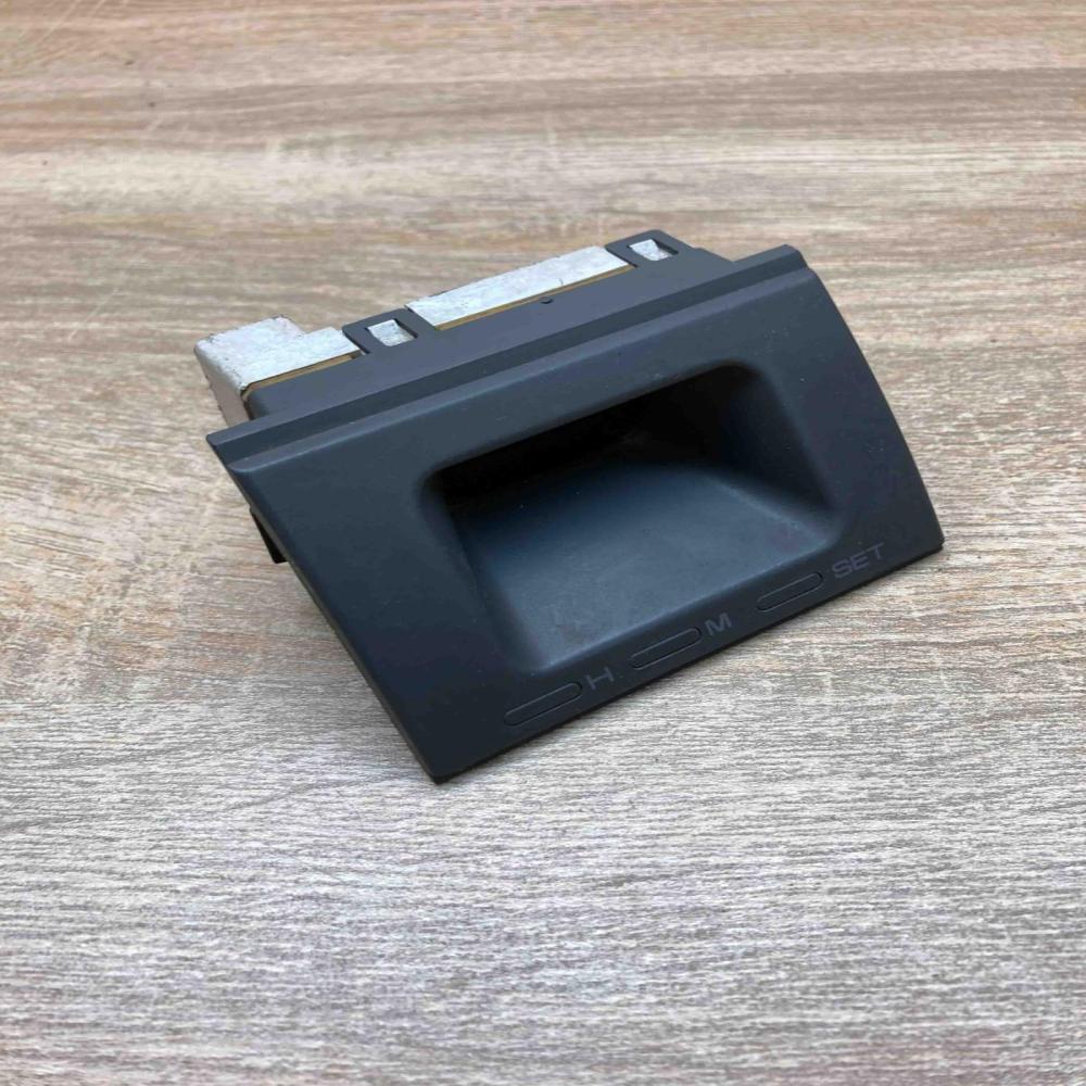 Jeco Clock   Clock Mazda 626