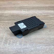 5M0035570B   Aerial antenna amplifier Volkswagen Golf VI