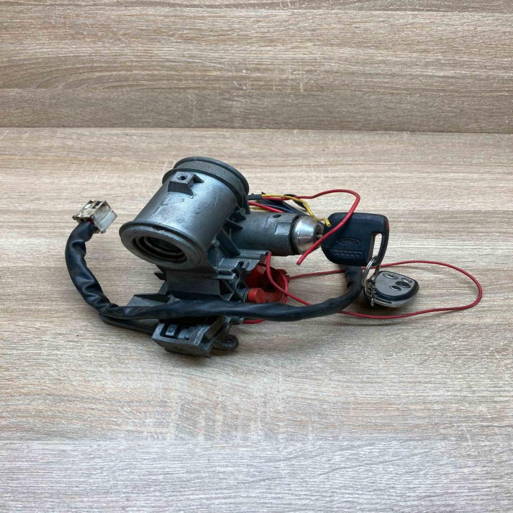 93AB 3675 94AB 16B626 AB  Ignition lock Ford Ka