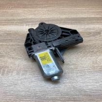 966268 103 130329  Front door window regulator motor Volvo S60