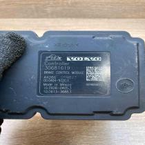 30681619 30681619  ABS Pump Volvo V70