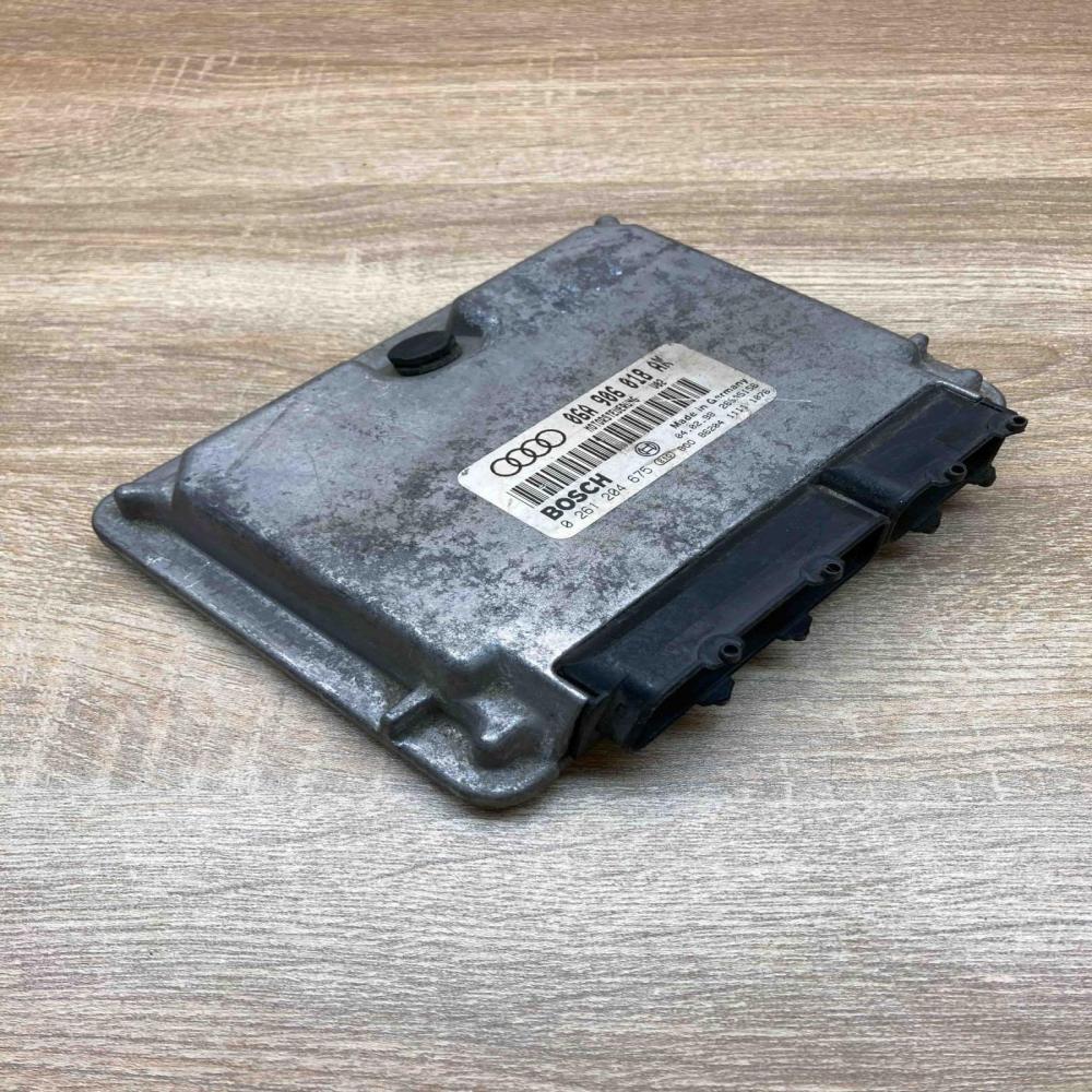 06A906018AK 0261204675  Engine control unit/module ECU Audi A3 S3 8P