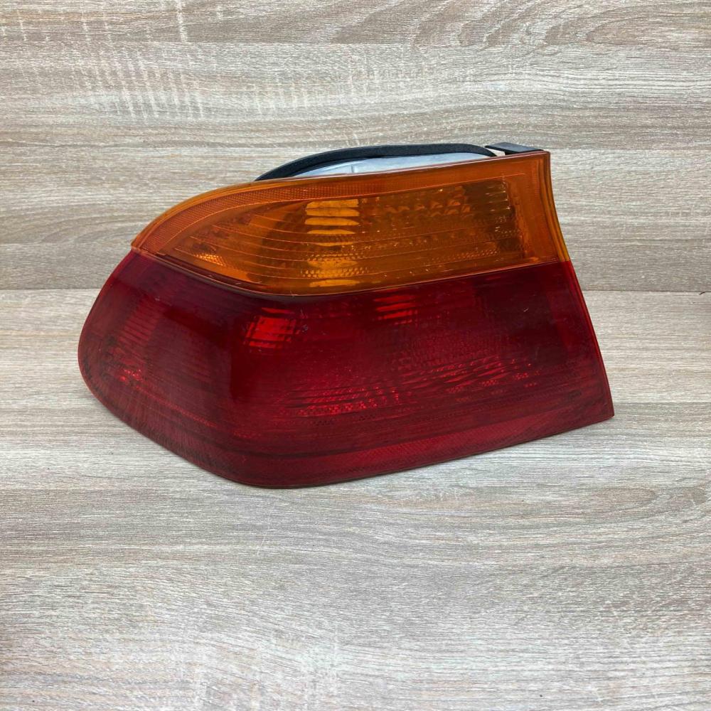 8364921   Rear/tail lights BMW 3 E46