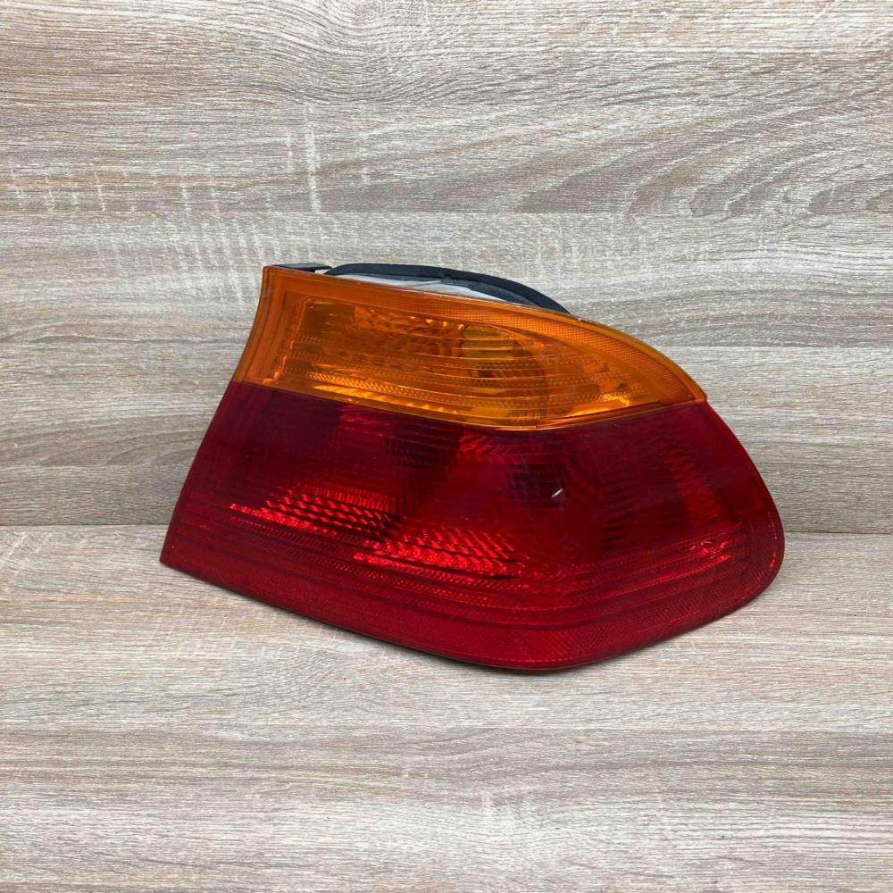 8364922   Rear/tail lights BMW 3 E46
