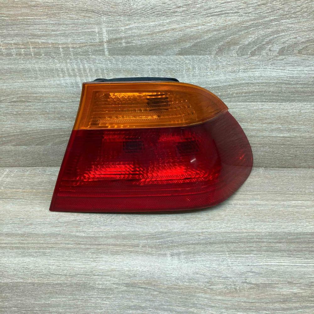 8364922 8383100  Rear/tail lights BMW 3 E46