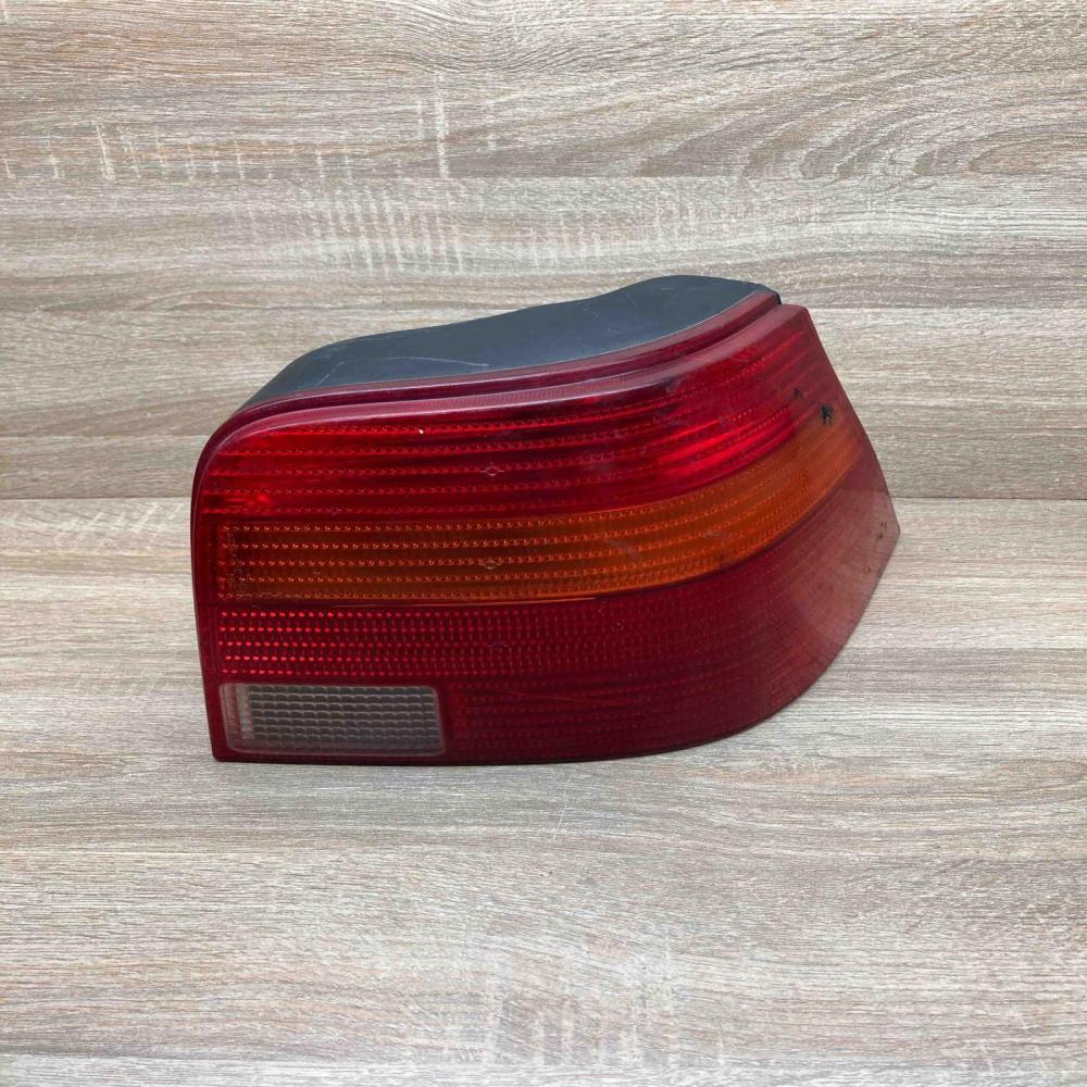 1J6945096Q   Rear/tail lights Volkswagen Golf IV
