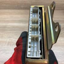 MD329097 E2T63285  Engine control unit/module ECU Mitsubishi Carisma