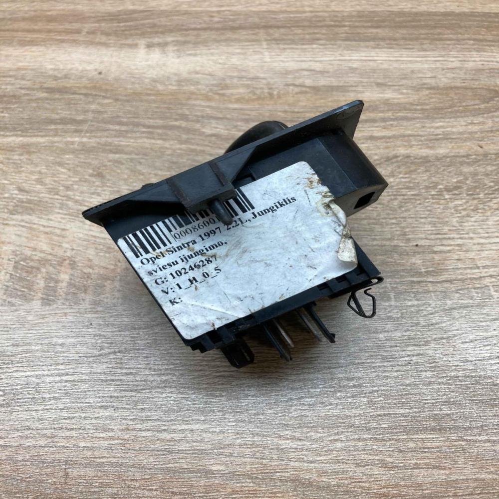 10246287 70372B  Light switch Opel Sintra